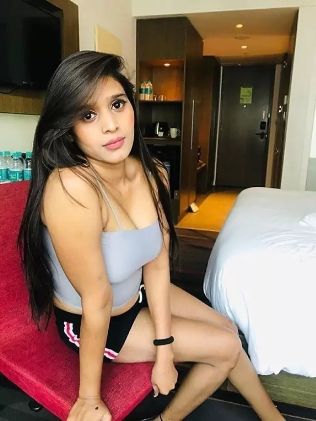 कॉल गर्ल्स सर्विस  बंजारा हिल्स